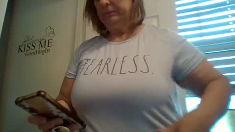 Snapshot of sunflower556 chatting on July 2026 01:24:02 PM Sunflower online show from July 2026 01:24:02 PM
