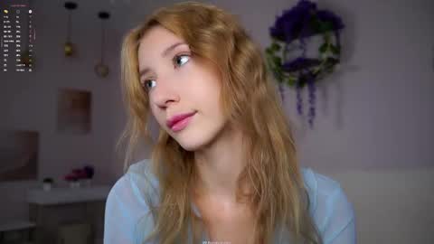 Snapshot of sunnmoonn chatting on October 2025 02:34:01 PM Lily online show from October 2025 02:34:01 PM