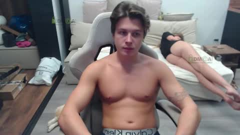 Alice and Sergey online show from November 2025 07:36:02 PM