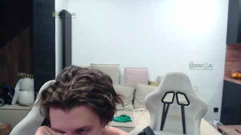 Alice and Sergey online show from February 2026 06:37:02 PM