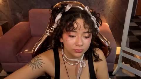 Snapshot of sunny2_b chatting on November 2025 06:30:02 PM sunny2_b online show from November 2025 06:30:02 PM