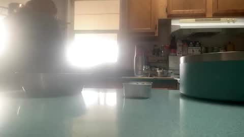 Sunny Clementine online show from November 2025 09:35:01 PM