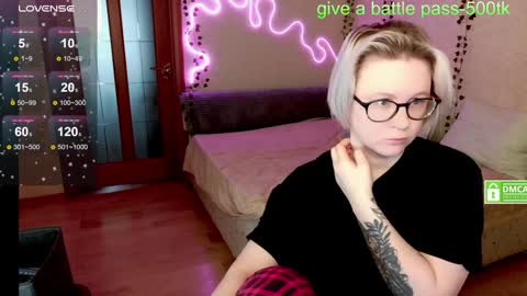 Snapshot of sunny_mood chatting on January 2025 03:15:02 AM sunny mood online show from January 2025 03:15:02 AM