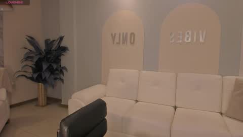 Sunny Rivers online show from September 2025 11:04:02 AM