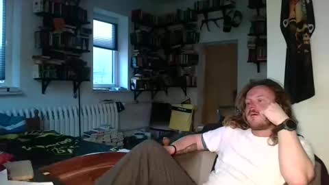 sunr1sa online show from November 2025 03:23:02 PM