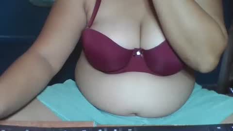 sunshine_789 online show from April 2026 07:57:02 AM