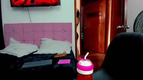 Andrea Rodriguez online show from October 2025 07:10:02 PM