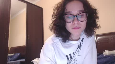 Hella online show from January 2025 06:52:01 PM