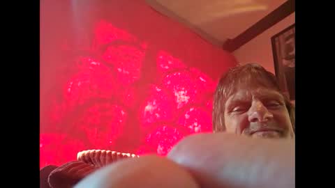 Suntroll online show from December 2024 03:19:01 PM