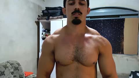 Snapshot of superbigmr chatting on April 2026 04:33:02 AM james online show from April 2026 04:33:02 AM