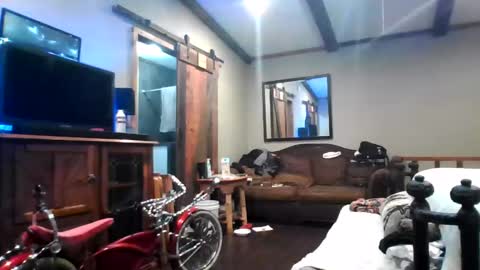 Snapshot of superd512 chatting on December 2024 11:43:01 AM Guero Cash online show from December 2024 11:43:01 AM