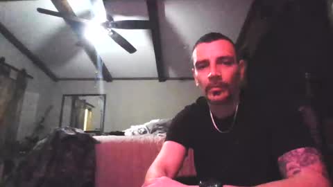 Snapshot of superd512 chatting on February 2025 03:11:02 AM Guero Cash online show from February 2025 03:11:02 AM