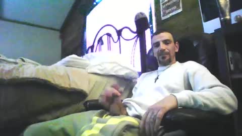 Snapshot of superd512 chatting on March 2025 03:29:01 PM Guero Cash online show from March 2025 03:29:01 PM