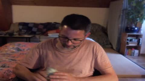 Snapshot of supersquirrel81 chatting on May 2026 06:35:01 PM supersquirrel81 online show from May 2026 06:35:01 PM