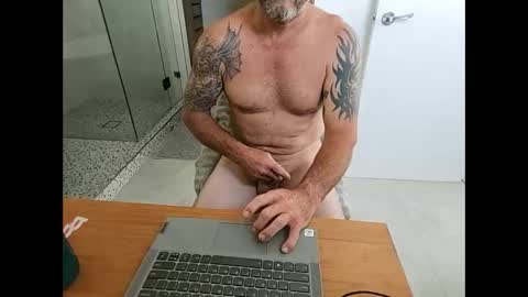 Snapshot of surfdog2908 chatting on February 2025 02:23:02 AM surfdog2908 online show from February 2025 02:23:02 AM
