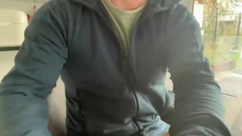 Snapshot of surfstar81 chatting on October 2025 09:13:02 AM surfstar81 online show from October 2025 09:13:02 AM