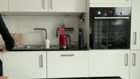 Snapshot of surfstar81 chatting on February 2026 07:51:02 AM surfstar81 online show from February 2026 07:51:02 AM