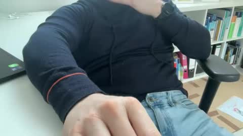 Snapshot of surfstar81 chatting on February 2026 07:47:02 AM surfstar81 online show from February 2026 07:47:02 AM