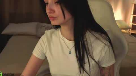 Snapshot of susan__clark chatting on April 2026 01:42:02 AM Annie online show from April 2026 01:42:02 AM