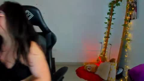 Dani online show from March 2026 05:26:01 PM