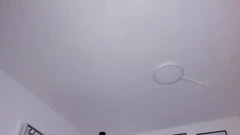 Susan online show from November 2025 07:46:02 PM