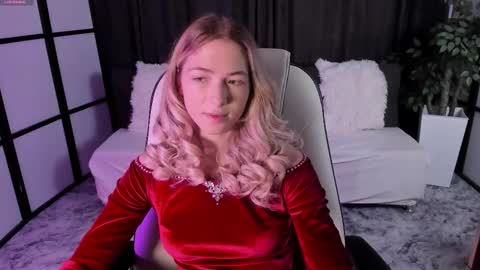 Susan online show from October 2025 03:21:02 AM