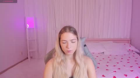 Susan online show from November 2025 03:05:02 AM