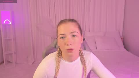 Susan online show from December 2025 03:14:02 AM