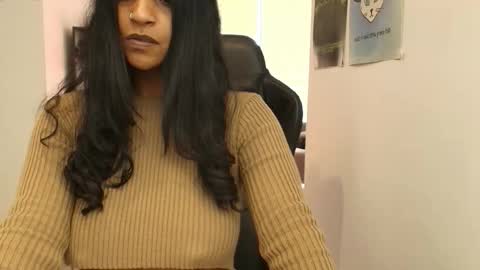 Susan Rhodes online show from December 2025 12:25:02 PM