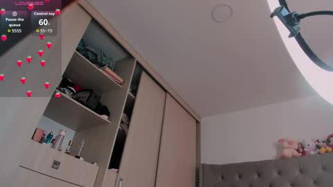 Snapshot of sussan_dream chatting on May 2026 12:56:01 PM Juliana garcia online show from May 2026 12:56:01 PM