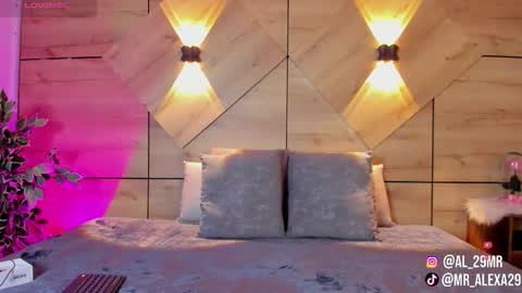 sussan online show from February 2026 07:45:01 PM