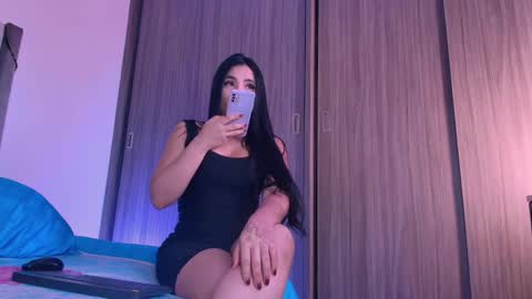 Snapshot of sussidream chatting on May 2026 05:29:02 PM Andrea online show from May 2026 05:29:02 PM
