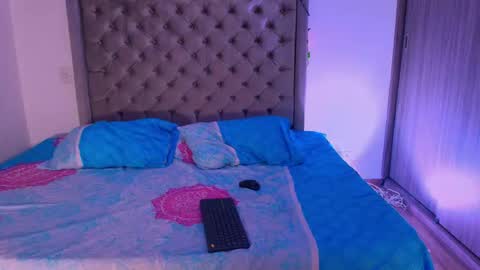 Snapshot of sussidream chatting on June 2026 01:28:02 AM Andrea online show from June 2026 01:28:02 AM