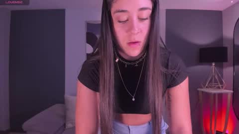 Sussy Bell online show from October 2025 05:19:01 PM