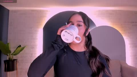 Snapshot of sussybell_ chatting on January 2026 03:20:02 AM Sussy Bell online show from January 2026 03:20:02 AM