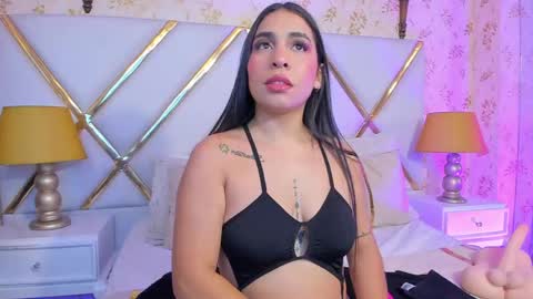 Snapshot of sussyfoxx_ chatting on June 2026 06:53:01 PM sussyfoxx_ online show from June 2026 06:53:01 PM