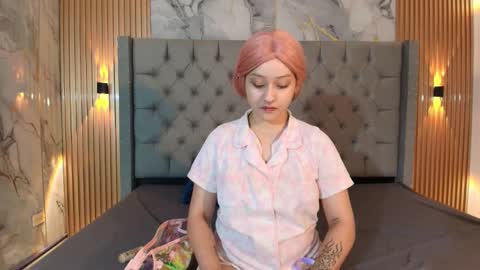 suxan_white online show from October 2025 11:41:02 AM