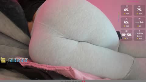 suzanana online show from December 2025 06:38:02 PM