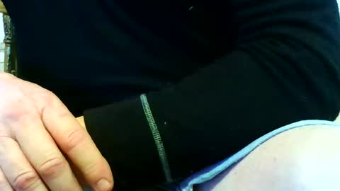 Snapshot of sven_eber chatting on February 2025 07:00:01 PM Peter online show from February 2025 07:00:01 PM