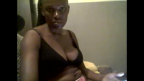 Snapshot of sweaterhot chatting on June 2026 04:25:01 AM sweaterhot online show from June 2026 04:25:01 AM