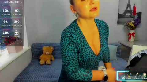 Snapshot of sweet___margaret chatting on June 2026 04:22:01 PM Margaret online show from June 2026 04:22:01 PM