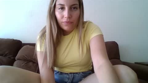 Snapshot of sweet__alana chatting on January 2025 08:28:01 PM Sweet alana online show from January 2025 08:28:01 PM