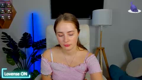 Sweet  Amily online show from September 2025 06:18:01 AM