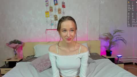 Snapshot of sweet__monica chatting on February 2025 08:45:02 PM Monica GTM 3MoTuWeFrSa 500pm-1000pm online show from February 2025 08:45:02 PM