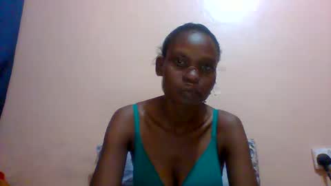 Snapshot of sweet_adora chatting on February 2025 06:46:01 AM sweet_adora online show from February 2025 06:46:01 AM
