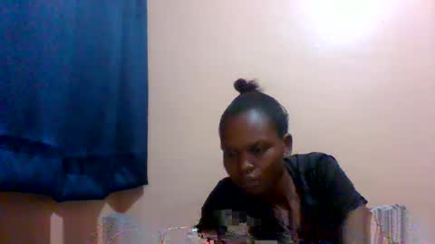 Snapshot of sweet_adora chatting on February 2025 07:13:02 AM sweet_adora online show from February 2025 07:13:02 AM