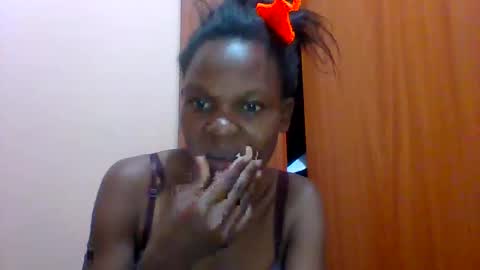 Snapshot of sweet_adora chatting on February 2025 12:09:01 AM sweet_adora online show from February 2025 12:09:01 AM