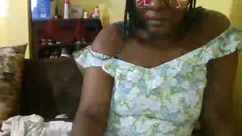 Snapshot of sweet_adora chatting on June 2026 07:30:01 PM sweet_adora online show from June 2026 07:30:01 PM