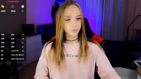 Snapshot of sweet_ali3s chatting on September 2025 04:06:01 PM Call me Alis online show from September 2025 04:06:01 PM