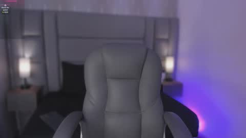 Amily online show from February 2026 04:19:02 AM